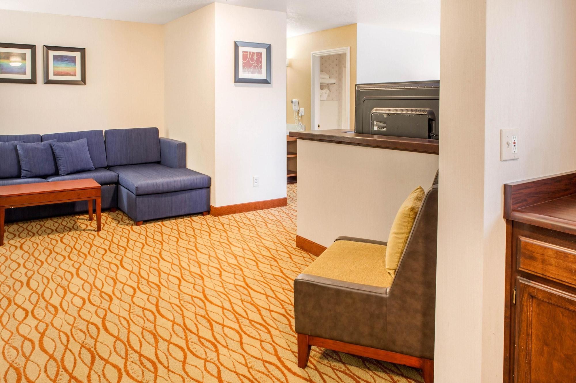 Comfort Inn Mount Shasta Area Уид Экстерьер фото