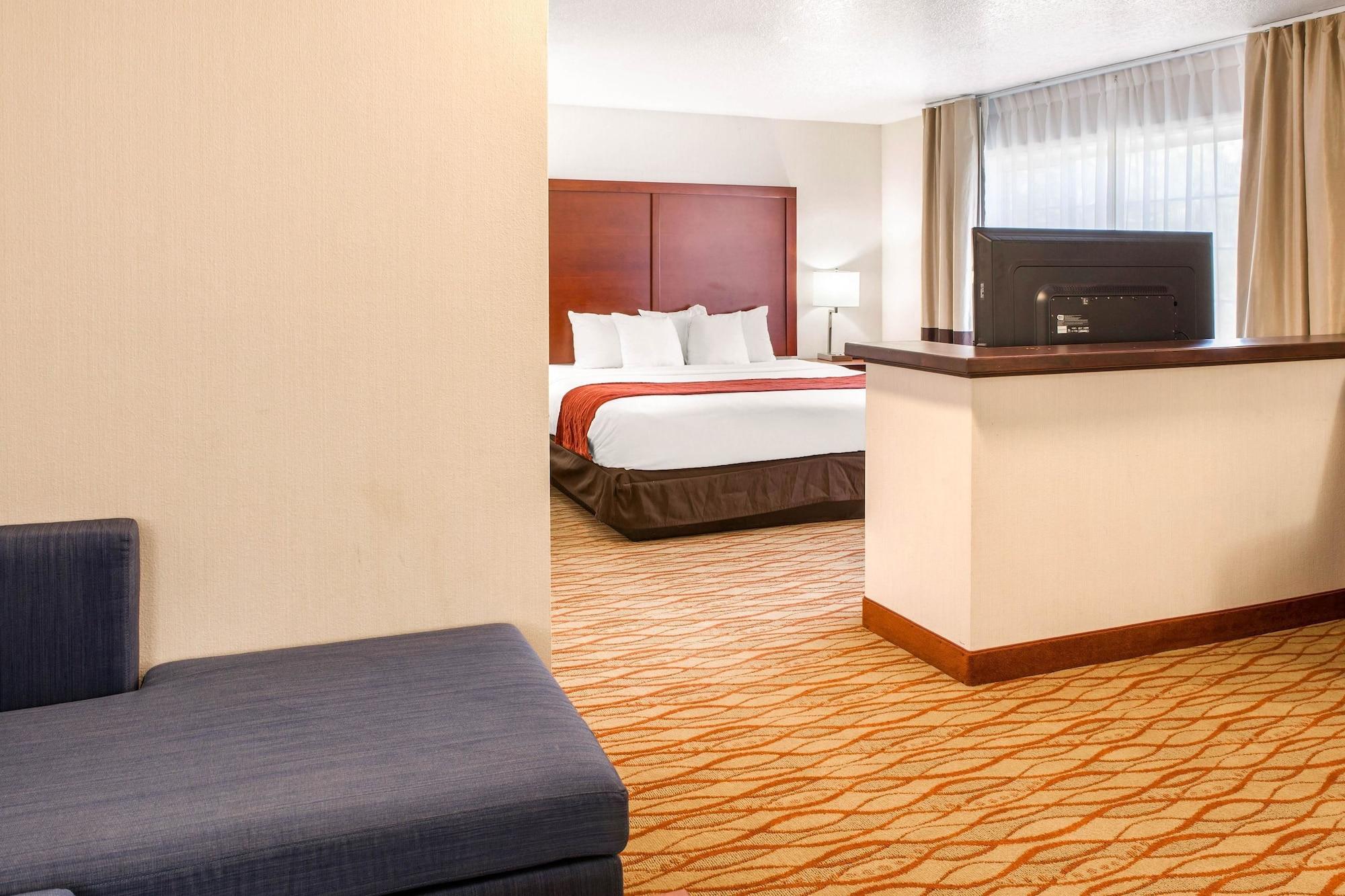 Comfort Inn Mount Shasta Area Уид Экстерьер фото