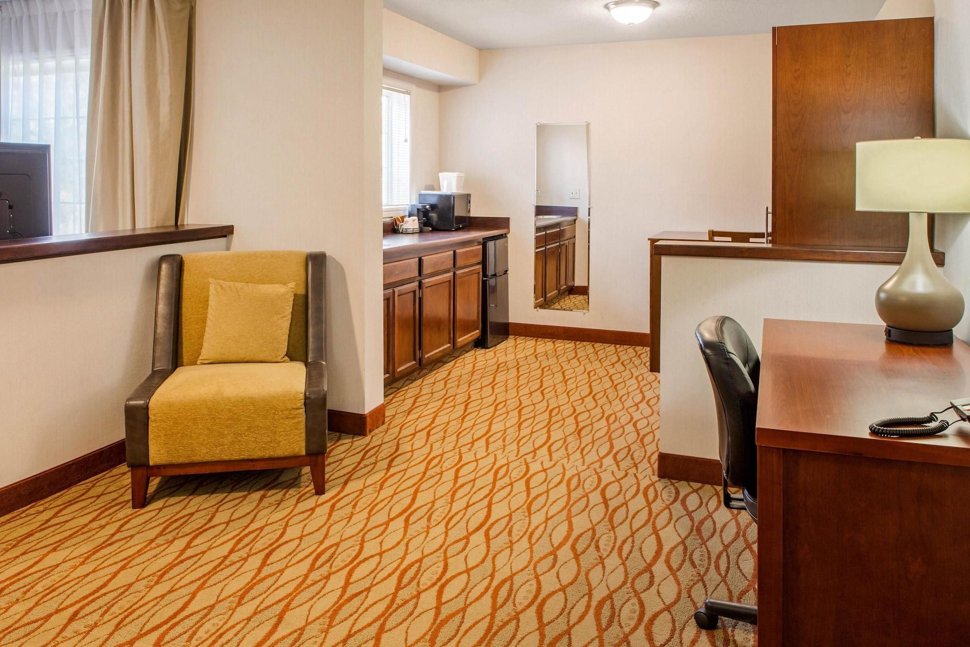 Comfort Inn Mount Shasta Area Уид Экстерьер фото
