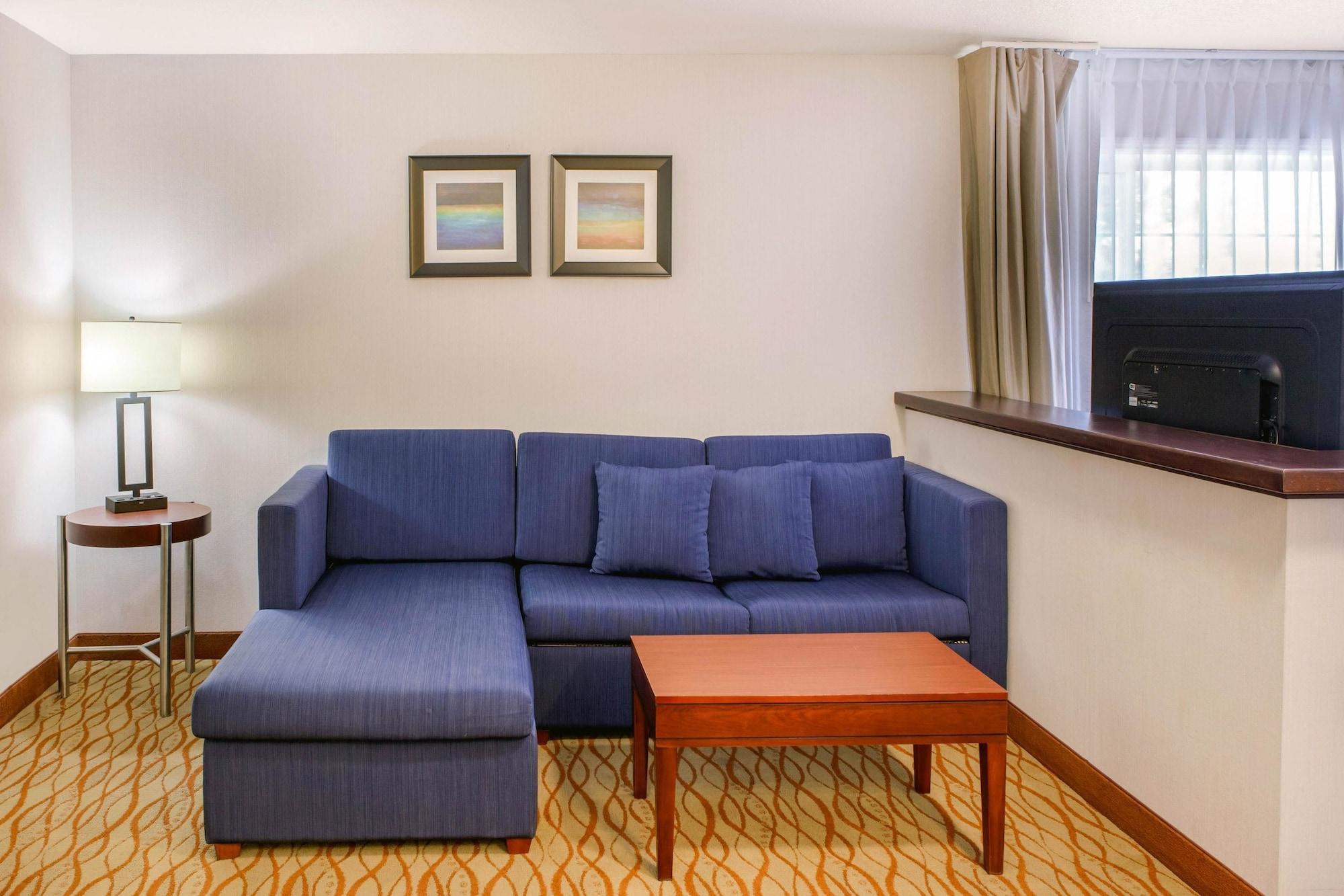 Comfort Inn Mount Shasta Area Уид Экстерьер фото