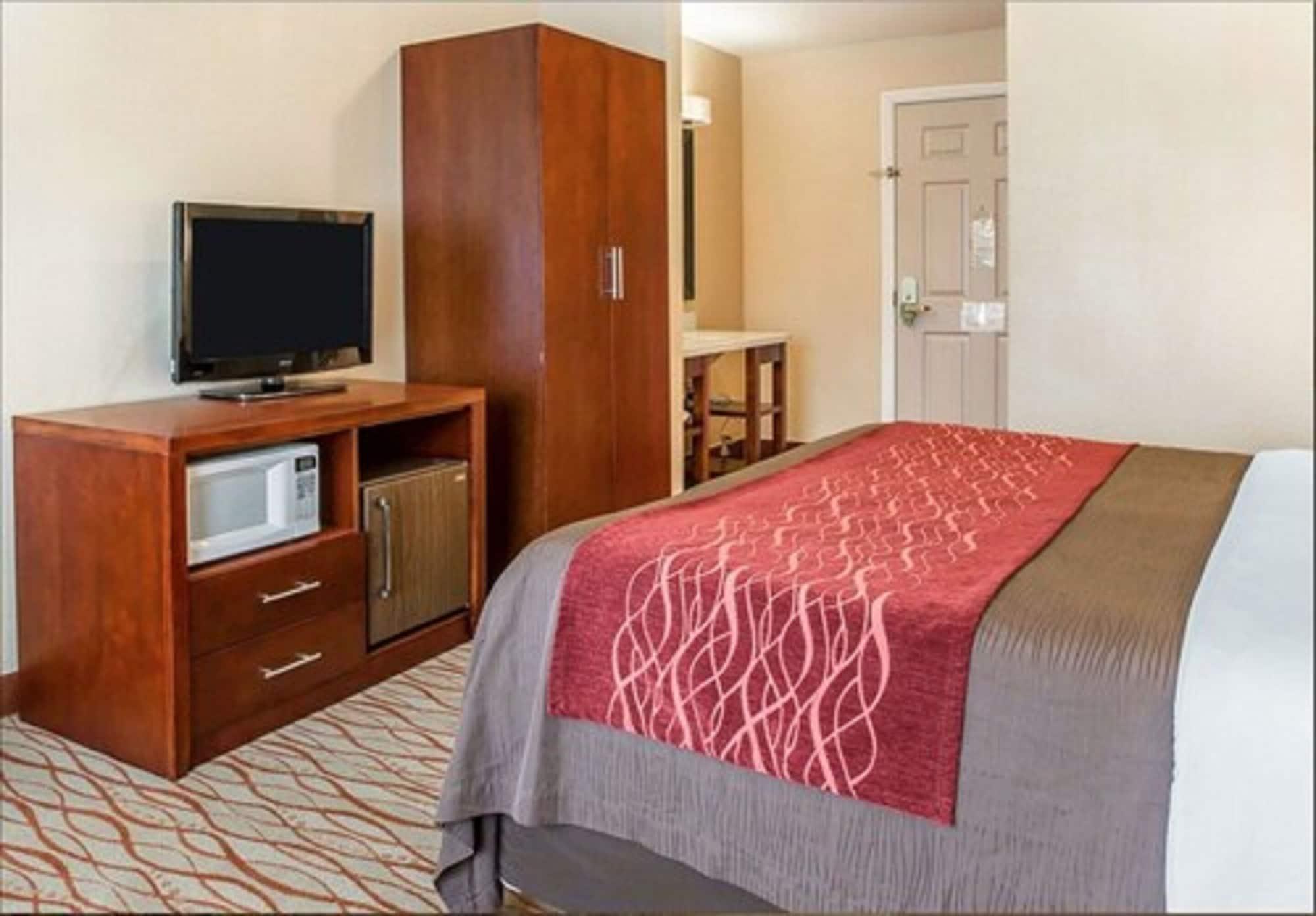Comfort Inn Mount Shasta Area Уид Экстерьер фото