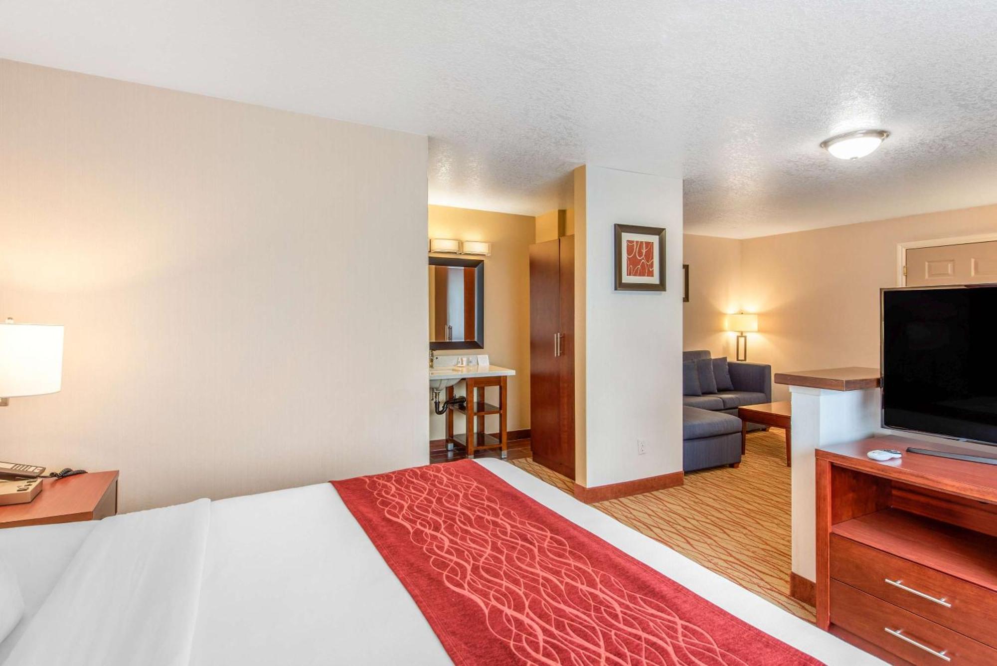 Comfort Inn Mount Shasta Area Уид Экстерьер фото