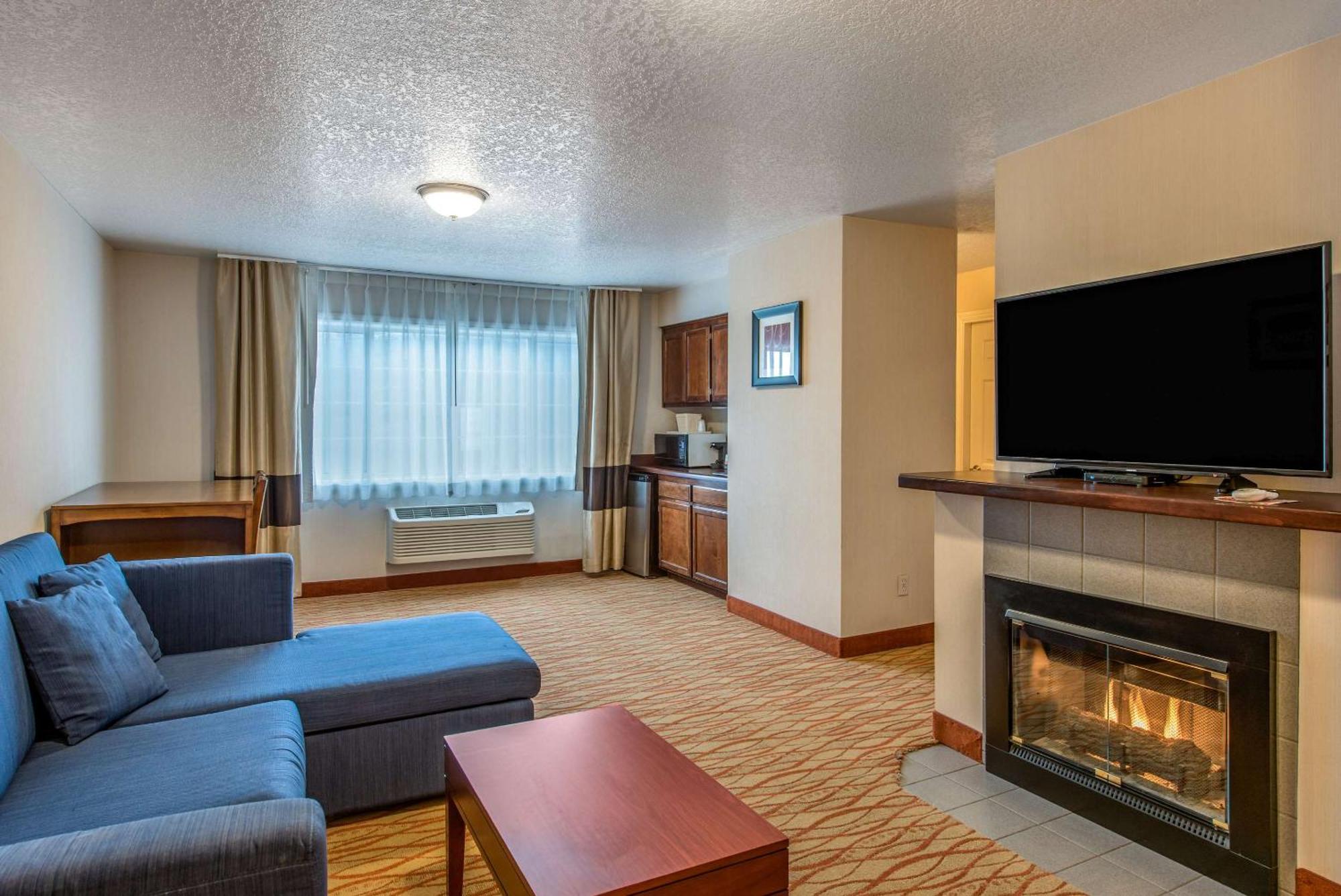Comfort Inn Mount Shasta Area Уид Экстерьер фото
