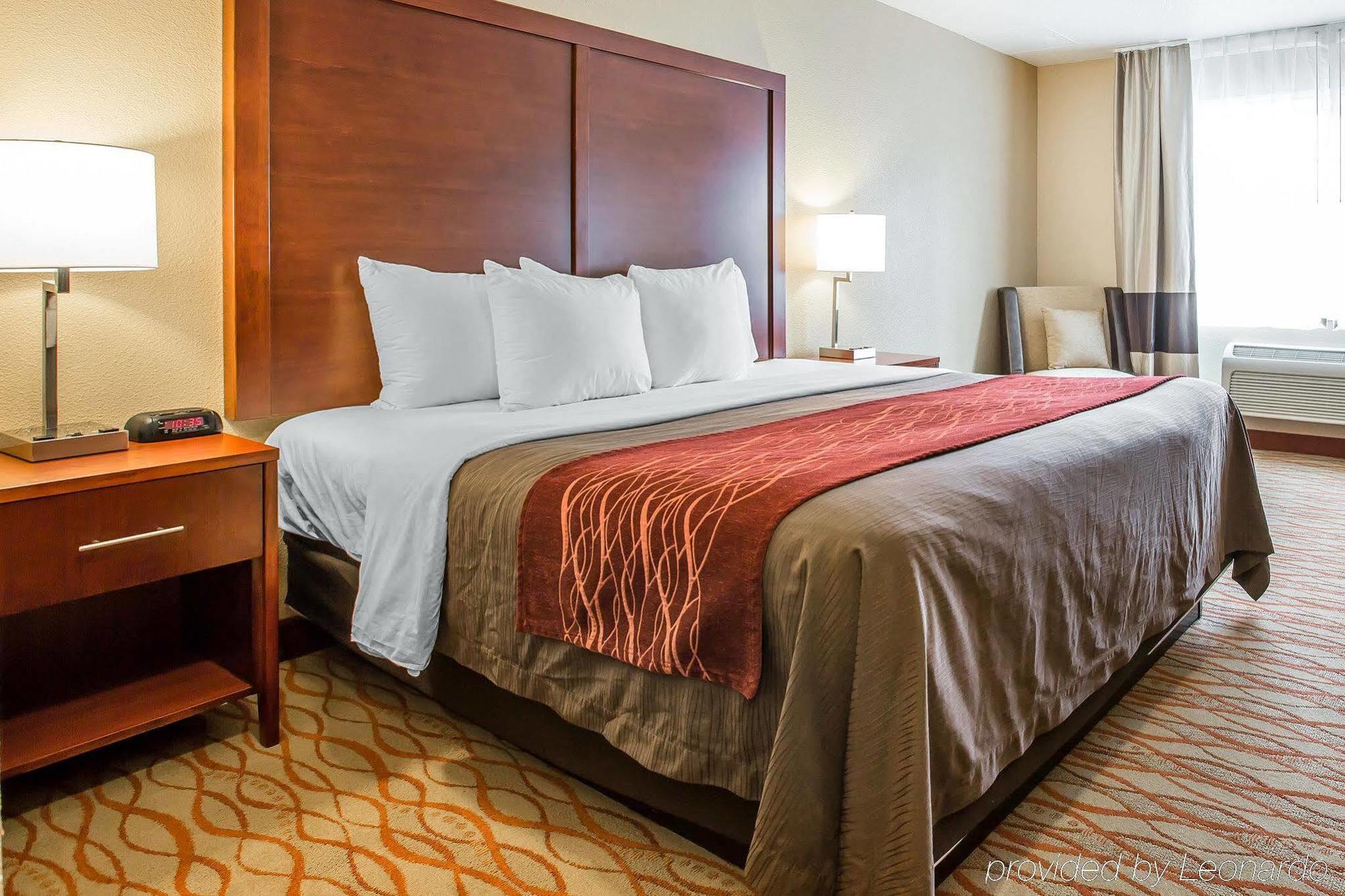 Comfort Inn Mount Shasta Area Уид Экстерьер фото