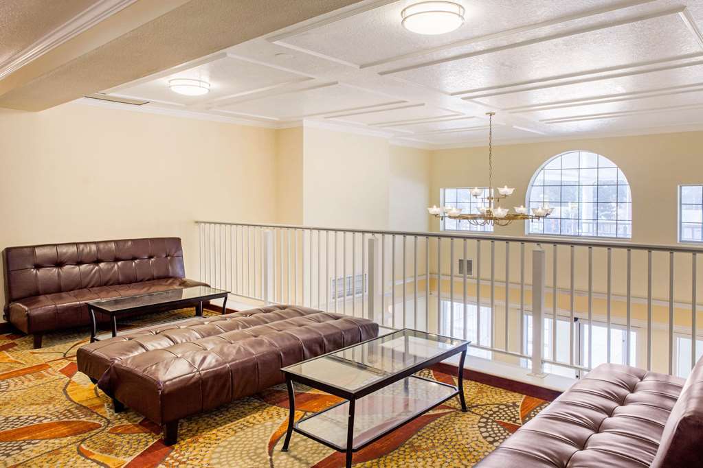 Comfort Inn Mount Shasta Area Уид Интерьер фото