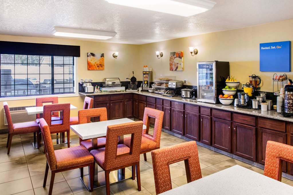 Comfort Inn Mount Shasta Area Уид Ресторан фото